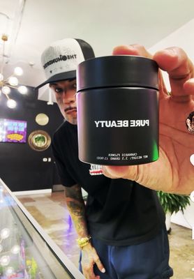 4Twenty Market Weed Dispensary West Hollywood by null