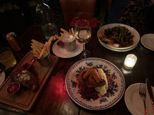 White Oak Tavern by null