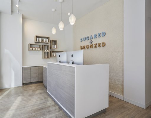 SUGARED + BRONZED (Upper East Side) by null