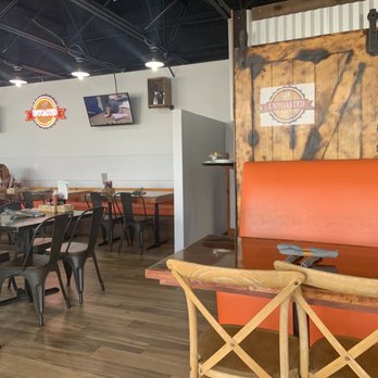 Untoasted - Inside - Breakfast & Brunch Near Me - Hallandale Beach, Florida Untoasted - Inside - Breakfast & Brunch Near Me - Hallandale Beach, Florida