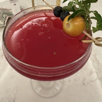 Chase Sapphire Lounge - Drinks - Airport Lounges Near Me - East Elmhurst, New York