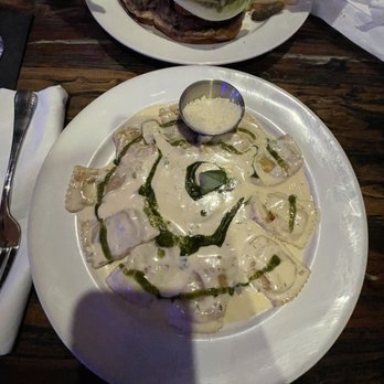 Neme Gastro Bar - Pear Gorgonzola Cheese Ravioli - Gastropubs Near Me - Miami, Florida