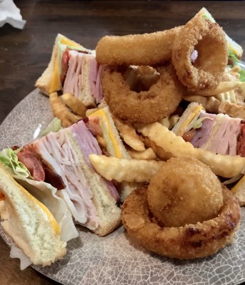 The Farmhouse Restaurant 6560 Alum Springs Rd Danville Ky Restaurants Mapquest