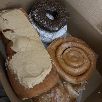 Buckeye Donuts - Maple Long John Donut, Cinnamon Bun Donut, Strawberry Filled Donut, Cronut Donut, Devil's Food Donut - Donuts Near Me - Columbus, Ohio