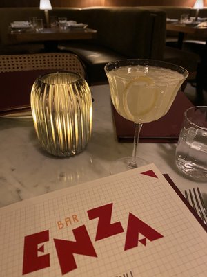 Bar Enza by null