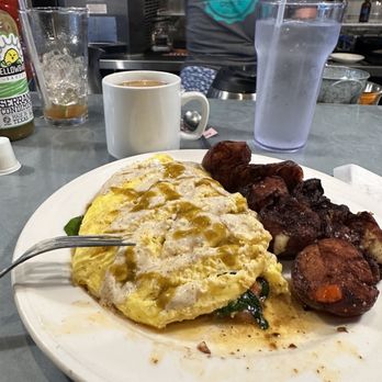 Phoebe's Diner - The BST omelette is one of my favs! Add goat cheese for extra creamy yumminess! - Diners Near Me - Austin, Texas