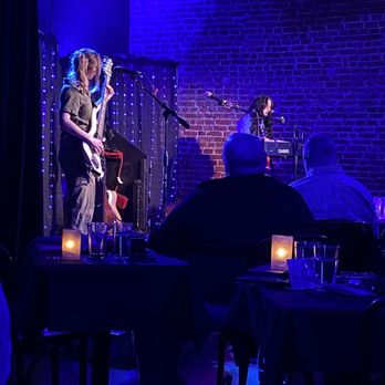 BLUE STRAWBERRY - Updated March 2025 - 58 Photos & 52 Reviews - 364 N ...