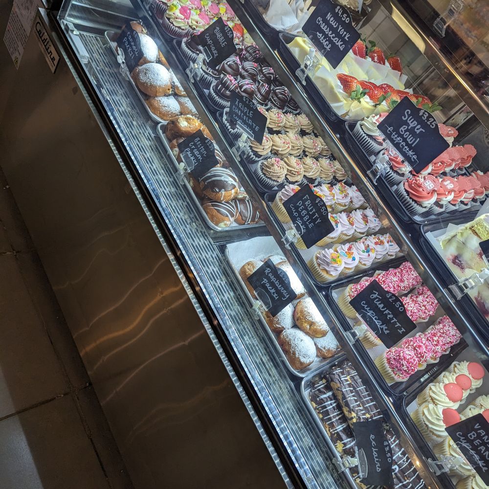 Tony Cannoli Sweets & Eats - Paczki Selection (Feb 2024) - Desserts Near Me - Southgate, Michigan Tony Cannoli Sweets & Eats - Paczki Selection (Feb 2024) - Desserts Near Me - Southgate, Michigan