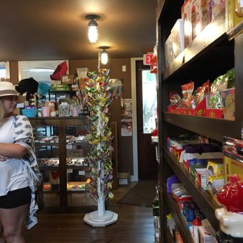 Candymaker - Candy Stores Near Me - Destin, Florida Candymaker - Candy Stores Near Me - Destin, Florida