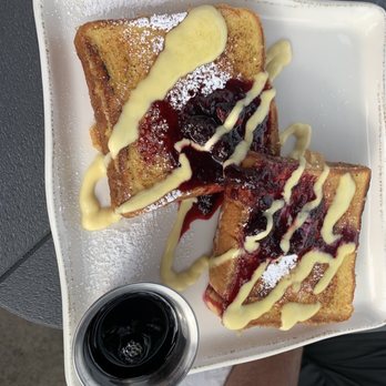 MidTown Grill - Crème brûlée French toast. Delicious. I loved the fruit so much I didn't use syrup. - American Near Me - Wauwatosa, Wisconsin MidTown Grill - Crème brûlée French toast. Delicious. I loved the fruit so much I didn't use syrup. - American Near Me - Wauwatosa, Wisconsin