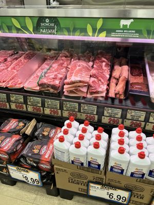 Catalina's Supermarket by null