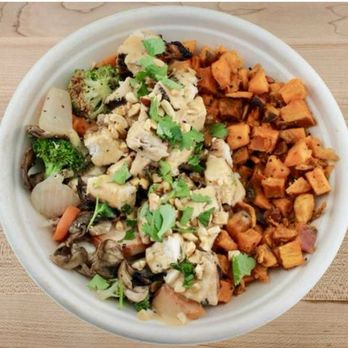 Original ChopShop - What I got, and what's in this picture are not identical at all. - Salad Near Me - Dallas, Texas Original ChopShop - What I got, and what's in this picture are not identical at all. - Salad Near Me - Dallas, Texas