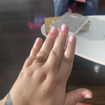 Emblush Beaute - Nail Salons Near Me - Pasadena, California