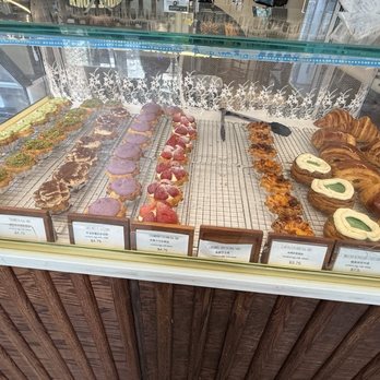 Le Cafe Bakery - Bakeries Near Me - Boston, Massachusetts Le Cafe Bakery - Bakeries Near Me - Boston, Massachusetts