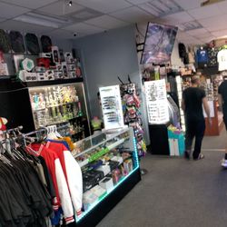 Zee smoke shop