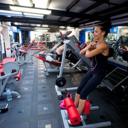 Physique Warehouse Gym - Leg room hosts wealth of machines. Members can vary the ways they train their quads, hamstrings and calves for full effect.