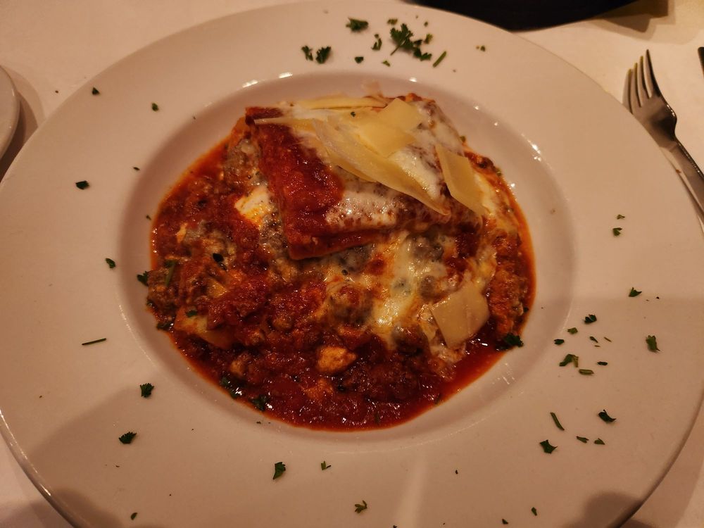 Basil Tree Ristorante Logo