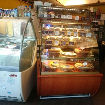 Café Quitte - Cafes Near Me - Berlin, BE
