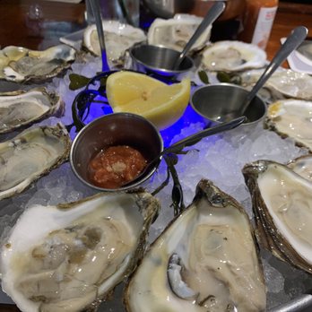 PB Catch - A dozen Blue Point Oysters- plump, crisp and a little brininess. - Seafood Near Me - Palm Beach, Florida