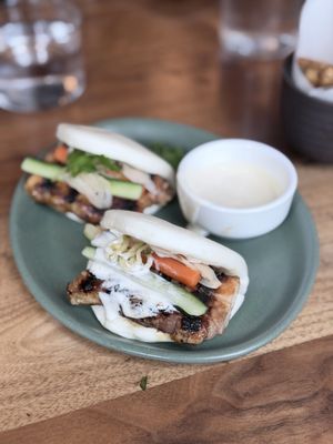 Uchibā Austin by null