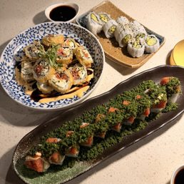 Hawaiian Roll, Crispy Roll, Avocado Roll.