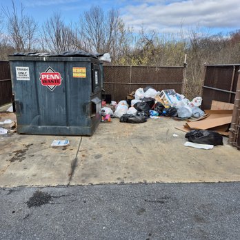 Metropolitan Management Group - Trash area. - Apartments Near Me - Reading, Pennsylvania Metropolitan Management Group - Trash area. - Apartments Near Me - Reading, Pennsylvania