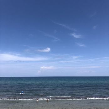 Eau Spa - Ocean view from hotel not accessible from inside spa - Day Spas Near Me - Manalapan, Florida