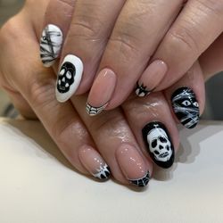 A’s Nail Loft