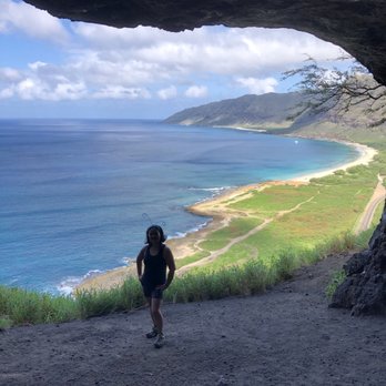 Upper Makua Cave - Access Restricted - Hiking Near Me - Waianae, Hawaii Upper Makua Cave - Access Restricted - Hiking Near Me - Waianae, Hawaii