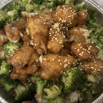 Hornets Nest Grille - Donnie's Orange Chicken - American Near Me - Damascus, Maryland Hornets Nest Grille - Donnie's Orange Chicken - American Near Me - Damascus, Maryland