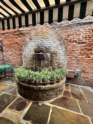 Pat O'Brien's Courtyard Restaurant by null
