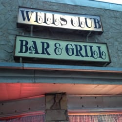 Wells Club Bar & Grill