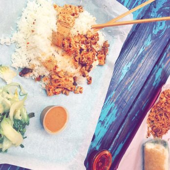 Lona's Lil Eats - Asian Fusion Near Me - St Louis, Missouri