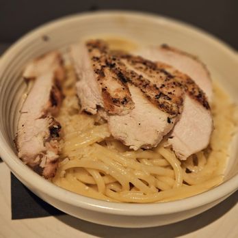 Mad & Vin - Pasta with chicken added from kids menu - New American Near Me - Solvang, California Mad & Vin - Pasta with chicken added from kids menu - New American Near Me - Solvang, California