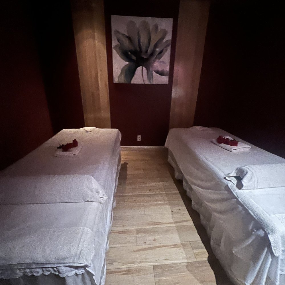 Couples massage room