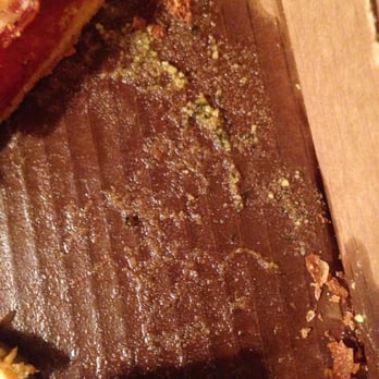 Domino's Pizza - Worst pizza ever so oily that the box almost broke, nasty way to through the ingredients seems like it was made with the feet. - Pizza Near Me - Lufkin, Texas
