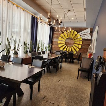 Hen House Eatery - Breakfast & Brunch Near Me - Minneapolis, Minnesota