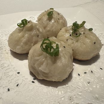 Array 36 - 生煎包 - super unauthentic for bun shape, filling and soup 3/10 - Chinese Near Me - San Gabriel, California