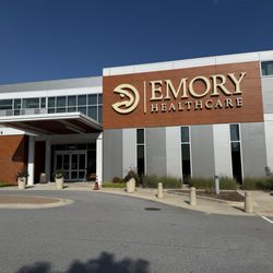 Emory Sports Medicine Complex - Great facility with accessible parking and late after work hours available for MRIs.