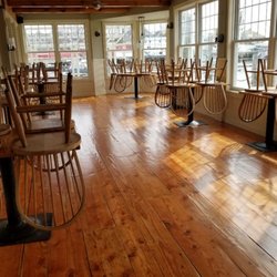 OrganiClean - Restaurants, schools, salons, offices and theaters are just a few of our commercial projects