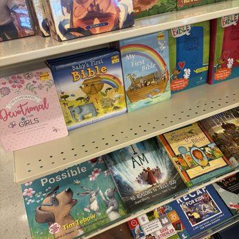 Hobby Lobby - Books - Hobby Shops Near Me - Cary, North Carolina