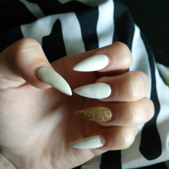 Coffee N Nails  - Lumpy, thin, broken nails so ugly - Nail Salons Near Me - Austin, Texas
