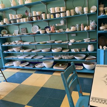 SPLATTERS STUDIO - Pottery to paint - Spencerport, New York