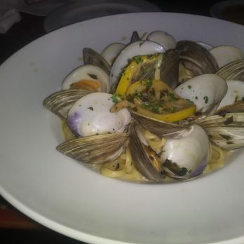 Hoofs Restaurant - Italian Near Me - Pawcatuck, Connecticut