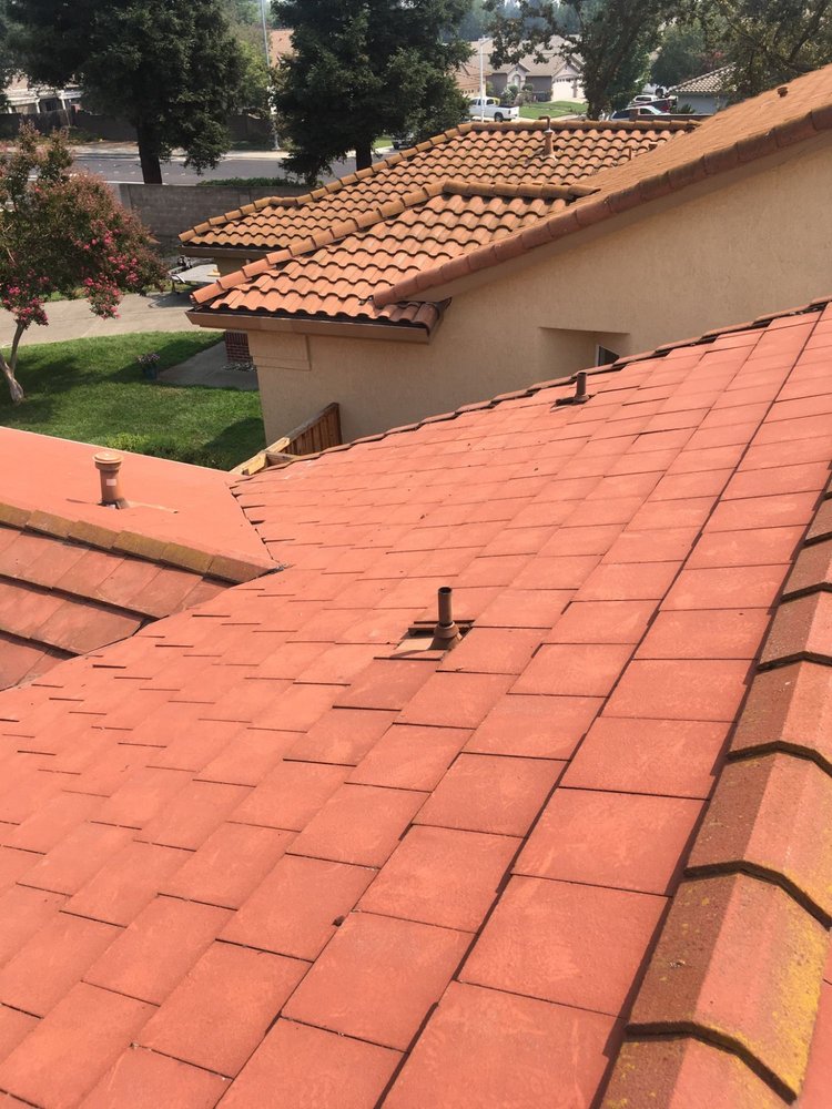 Slide of Quality Roofing
