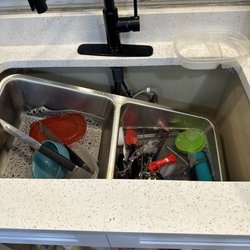 Granite Slab Warehouse Of Atlanta - Sink they installed with glue (no screws or brackets) fell in one week later.