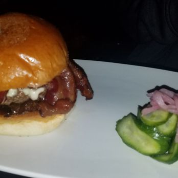 Morrison - bacon bourbon burger - Gastropubs Near Me - Los Angeles, California Morrison - bacon bourbon burger - Gastropubs Near Me - Los Angeles, California