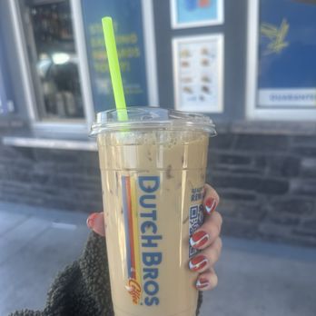 Dutch Bros Coffee - Iced oat latte with caramel flavor - Juice Bars & Smoothies Near Me - Las Vegas, Nevada Dutch Bros Coffee - Iced oat latte with caramel flavor - Juice Bars & Smoothies Near Me - Las Vegas, Nevada