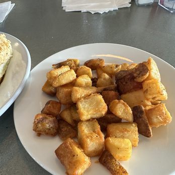 Sandtrap Tavern - Home Freezies (Fries) - Bars Near Me - Kitty Hawk, North Carolina Sandtrap Tavern - Home Freezies (Fries) - Bars Near Me - Kitty Hawk, North Carolina