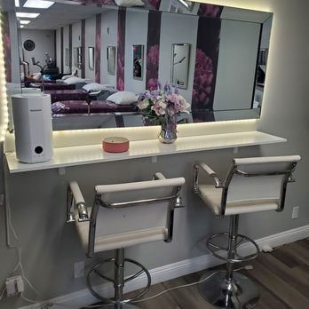 London's Beauty Studio - Eyelash Service Near Me - Fontana, California London's Beauty Studio - Eyelash Service Near Me - Fontana, California